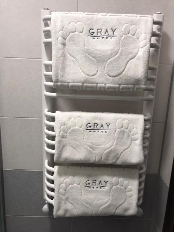 Gray Hotel Vynohradiv Exterior photo